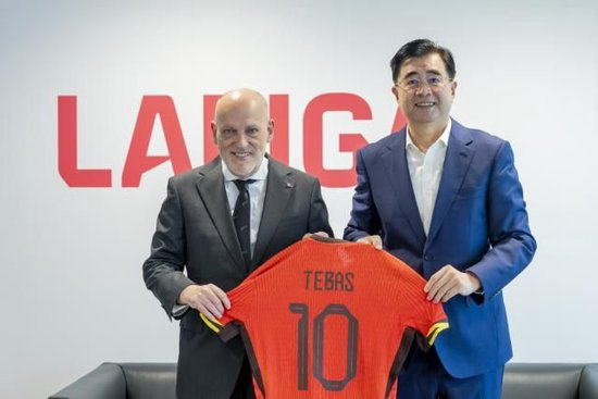 因为目前不管是使用电脑客户端、手机APP还是使用网页在线进行IM体育平台注册相关图片